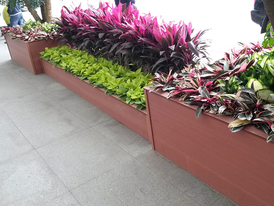 Advantages of plastic wood flower rack